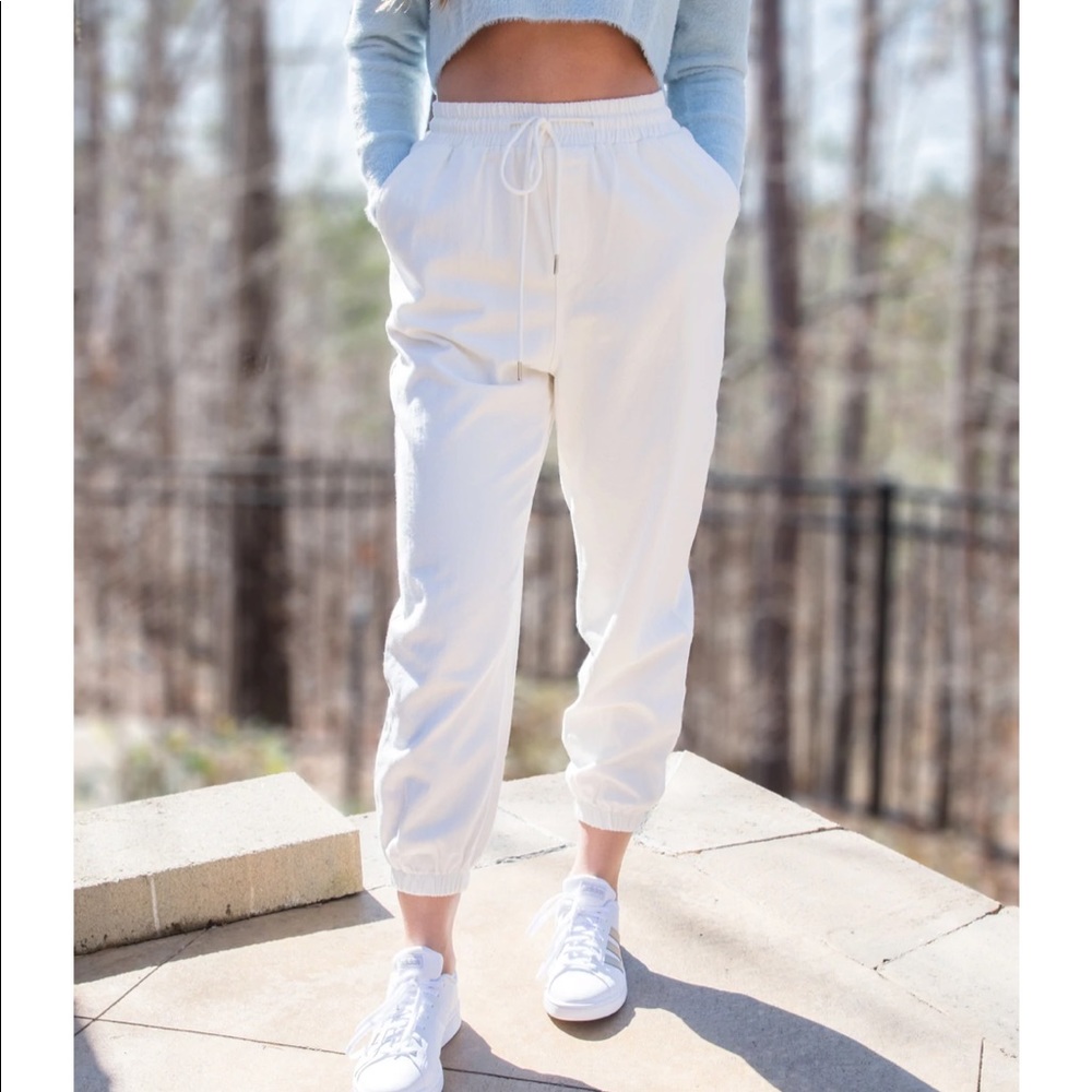 Womens white jogger pants
